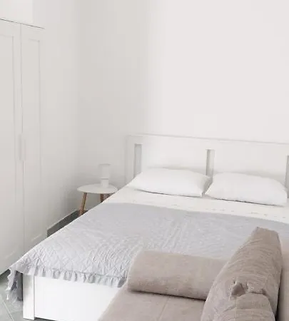 Niko Apartment *
